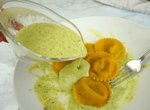 Foto principal de Salsa ligera de calabacín para pasta