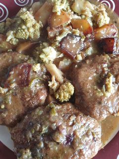 Una foto de Filetes rusos de pollo en salsa