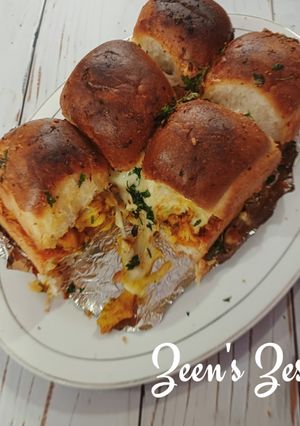 A picture of Chicken Cheese Sliders.