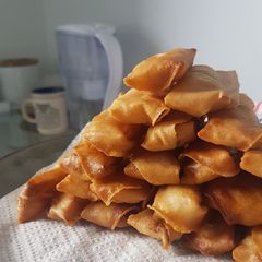 A picture of Spring Rolls.