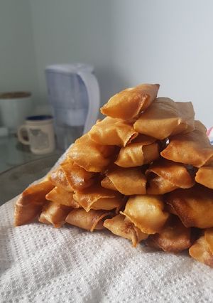 A picture of Spring Rolls.