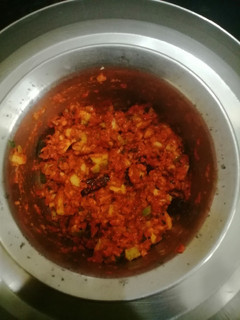 A picture of Mango pickle.