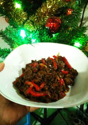Foto resep Tumis daging sapi hitam manis pedas