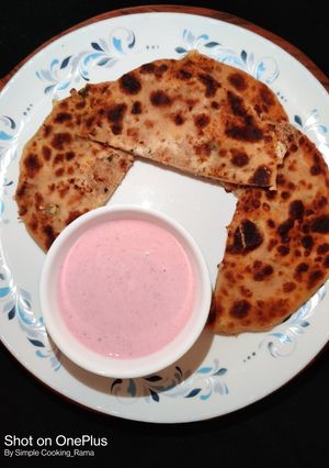 A picture of Paneer Paratha.