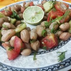 A picture of Peanut chaat.
