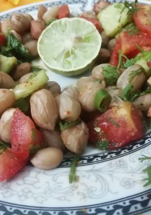 A picture of Peanut chaat.