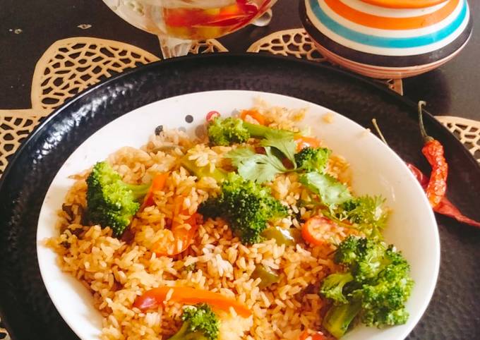 Broccoli Fried Rice 😋😋 Recipe By Jyoti Prakash Assudani Cookpad 2054