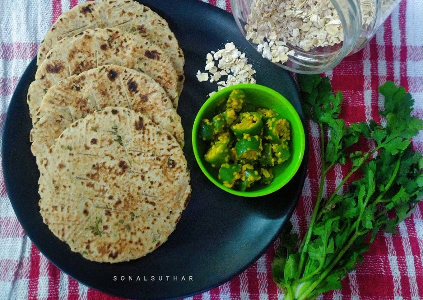 Oats Coriander Biscuit Bhakhri