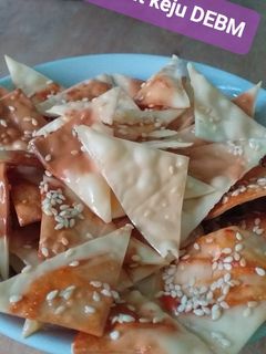 Foto resep Kripik Pangsit KW ala DEBM