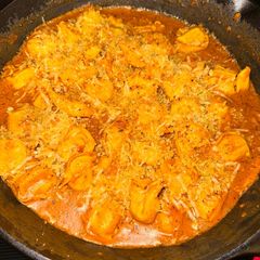 A picture of One-pan trattoria tortellini bake.