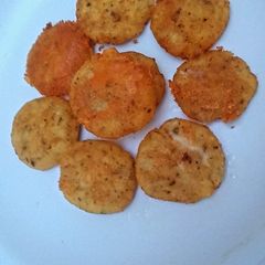 A picture of Mini potato cheesy coins 🪙.