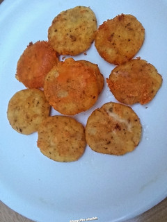 A picture of Mini potato cheesy coins 🪙.