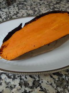 Una foto de Boniato asado