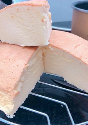 Hình của món Bánh bông lan bằng nồi cơm điện 🍰.