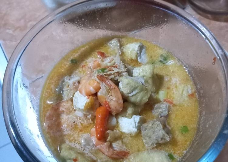 Bagaimana Membuat Kari udang,tahu tempe pedas yang Lezat Sekali