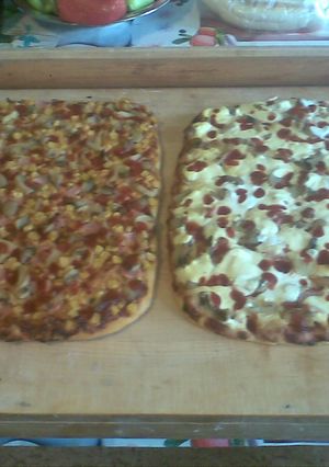 Finom pizza recept fotója