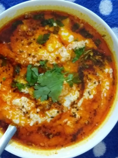 દહીં તીખારી(dahi tikhari in Gujarati) રેસીપી મુખ્ય ફોટો