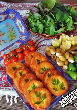 عکسی از دستور کوکو با سیب زمینی پخته 🌸