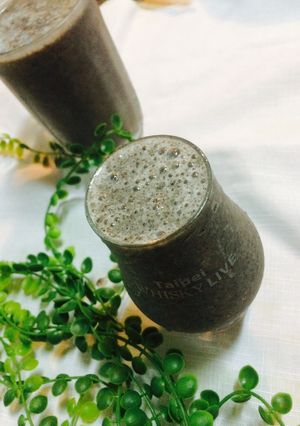 香蕉黑芝麻拿鐵 的食譜成品照片