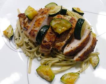 Easy Fast Cooking Creamy Walnut Pesto Linguine with Chicken and Zucchini Delicious Perfect