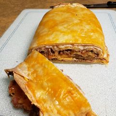 A picture of Taco roll.