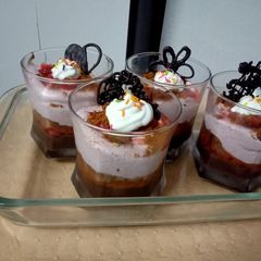 A picture of Chocoberry cheesecake shots.