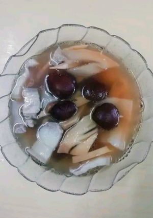 รูปของ JJ.10 แกงจืดหน่อไม้จีนเห็ดหอมหมูสามชั้น🌿🧄🍄🟫🐖