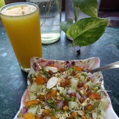 Sprouts with mango juice A picture of Sprouts with mango juice.