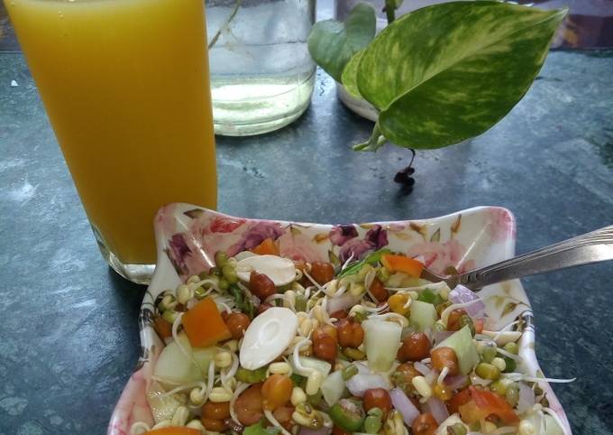 Sprouts with mango juice