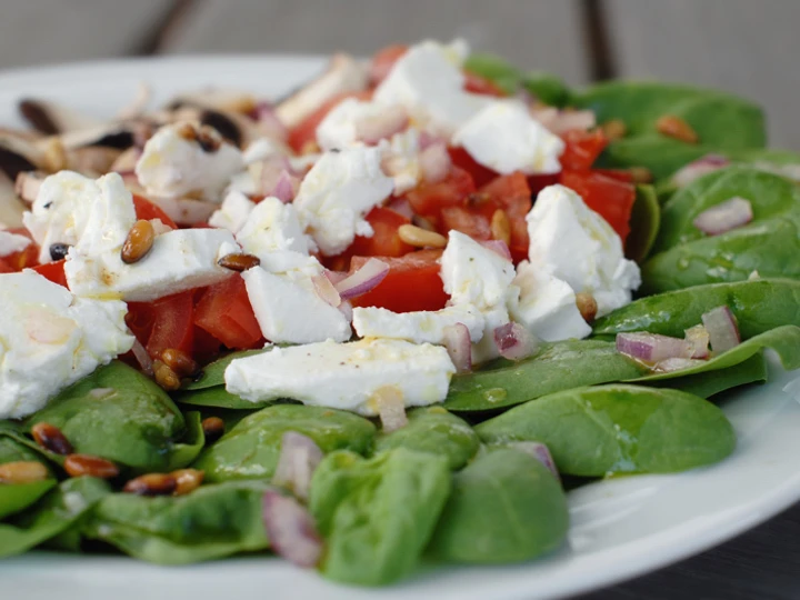 Easy Steps Prepare|Recipe} Zesty spinach salad, Delicious