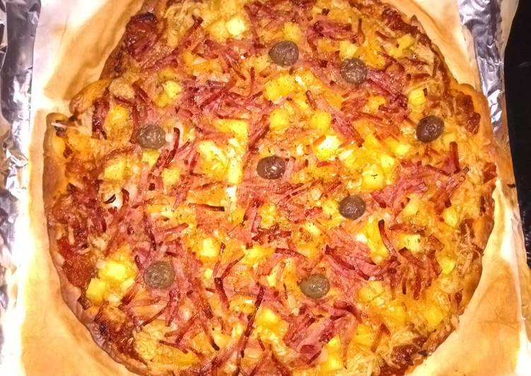 Pizza de Bacon e Ananás
