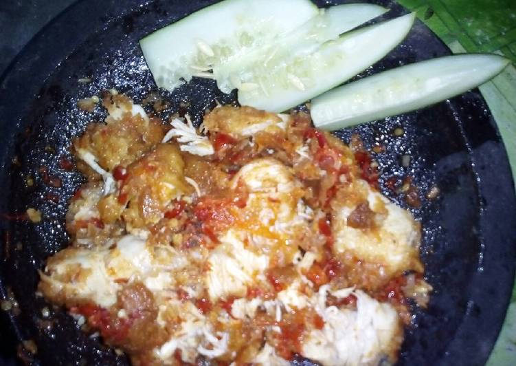 Ayam Geprek Sambal Bawang