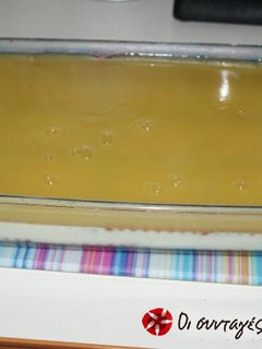 A picture of Fridge dessert with orange juice.