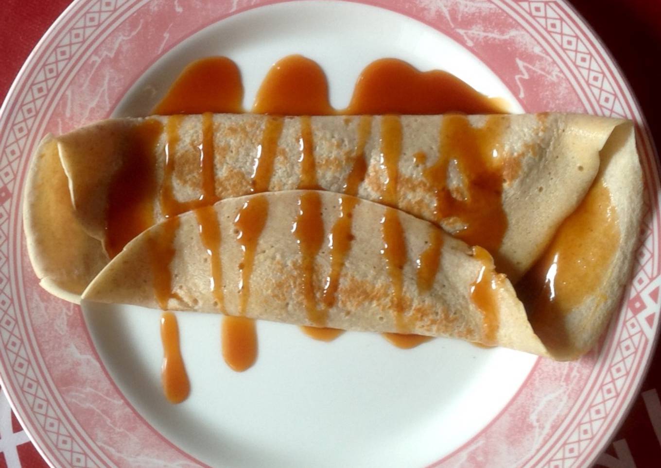 Crepes de espelta con caramelo tipo toffe