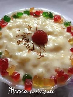 साबूदाना खीर (Sabudana kheer recipe in Hindi) रेसिपी मुख्य फोटो