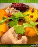 Đuôi Heo Hầm Táo Đỏ Bắp Mỹ Kỷ Tử