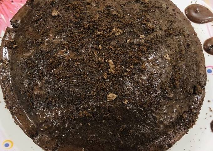 oreo chocolate cake lockdown cake recipe main photo