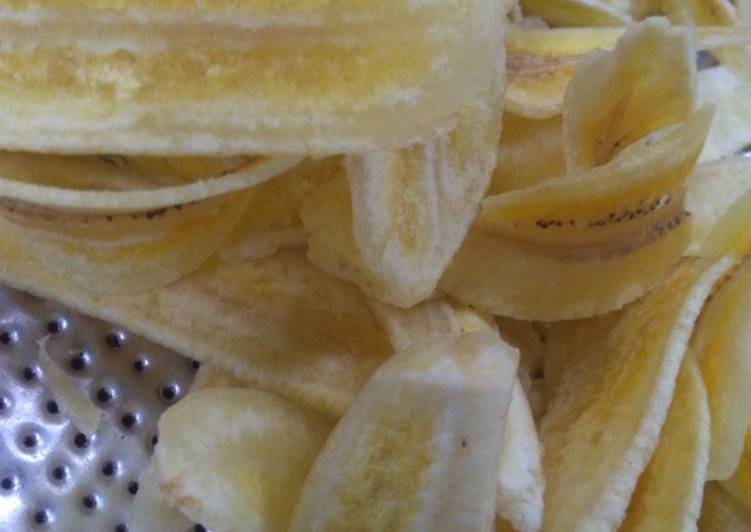 Keripik pisang gurih asin