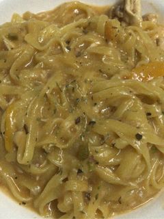 Una foto de Fideos con salsa cremosa