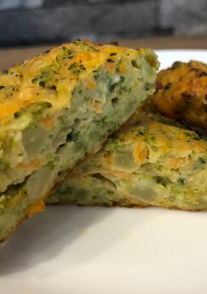 Brokkolis répa fasírt sütőben recept fotója