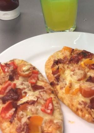 A picture of Pitta Bread Pizza.