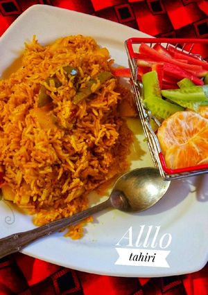 A picture of Simple aloo tahiri.