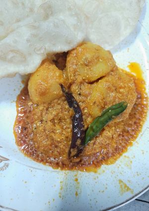 নিরামিষ আলুর দম (Niramish Aloor Dum recipe in Bengali) রেসিপির প্রধান ছবি
