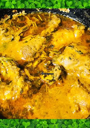 A picture of Bihari style chicken gravy.