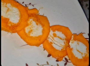 A picture of Mango Stuffed Kulfi.