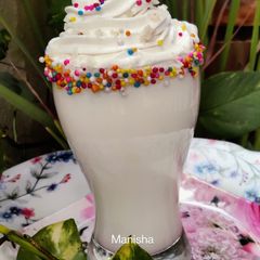 Vanilla Cake Milkshake A picture of Vanilla Cake Milkshake.