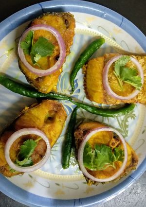 A picture of Rohu fish fry.