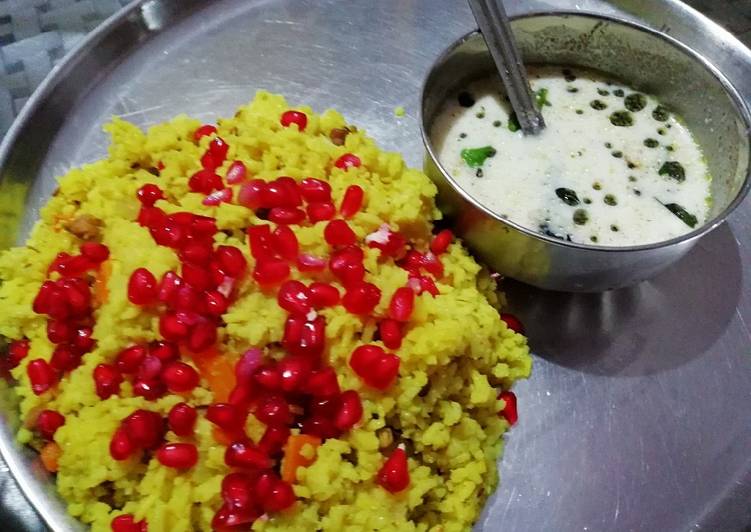 Tasty And Delicious of Khichdi and raita