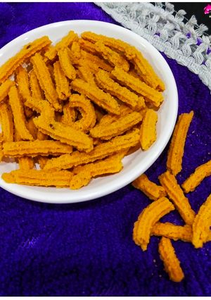 A picture of Chakli Sticks.