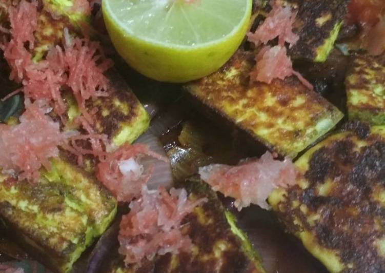 Recipe of Delicious Valentine's Day special "Tava Paneer Tikka"